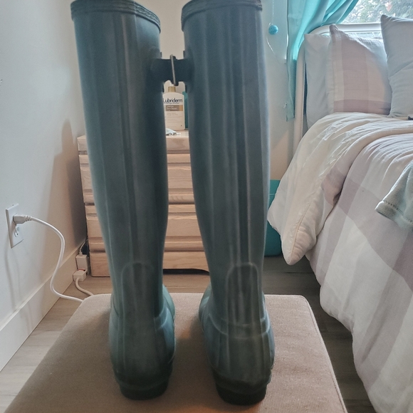 Green Hunter Boots - Picture 2 of 3